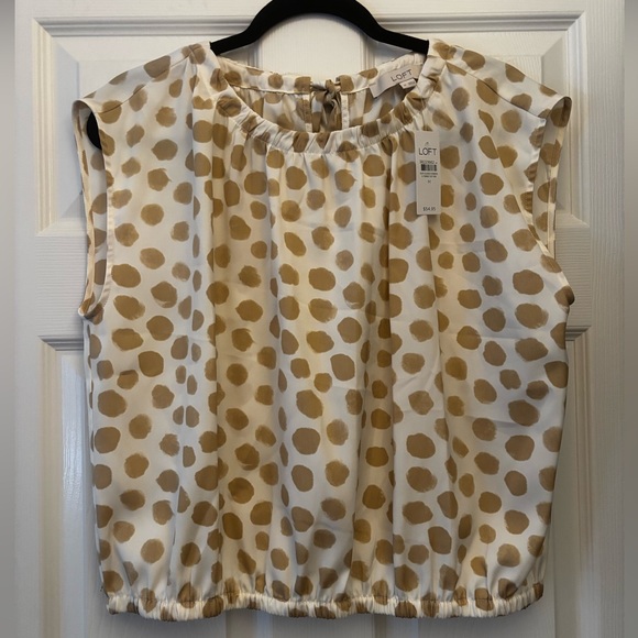 NWT LOFT Cream and Tan Polka Dot Blouse Size Medium - Picture 2 of 6